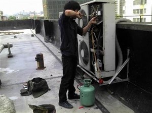 武汉汉口空调维修公司,承接汉口拆装空调,维修空调不制冷